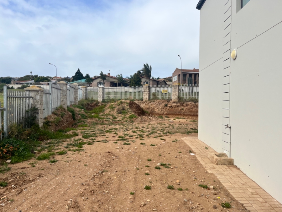 3 Bedroom Property for Sale in Hartenbos Heuwels Western Cape